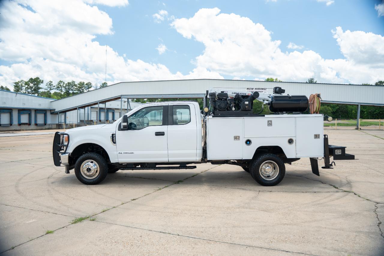 Ford F-350 SD XL SuperCab Long Bed 4WD DRW 2021
