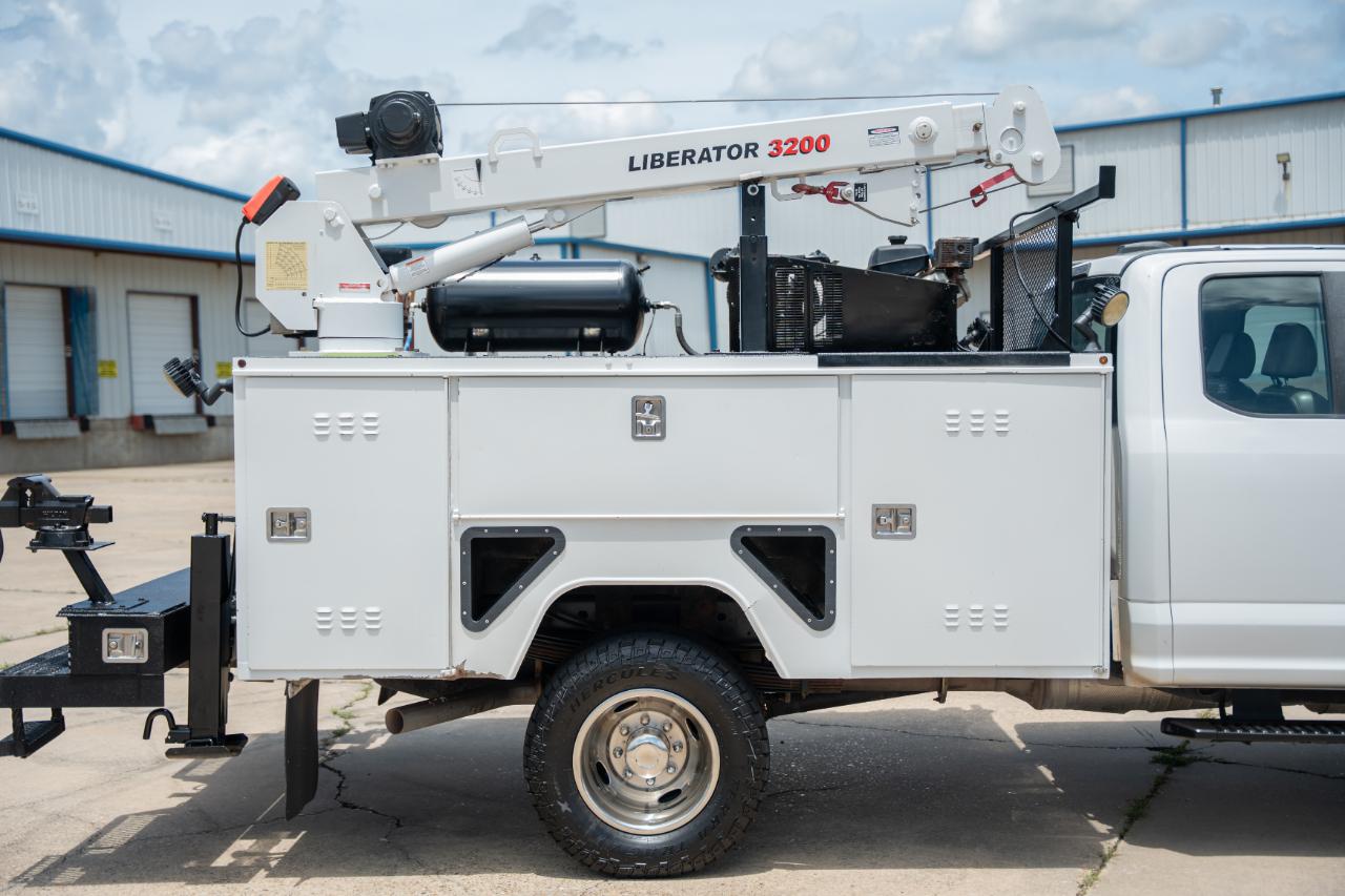 Ford F-350 SD XL SuperCab Long Bed 4WD DRW 2021