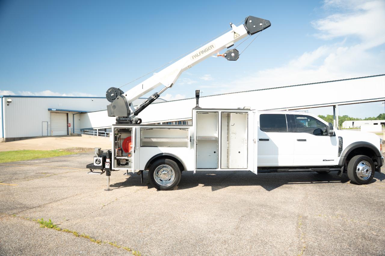 Ford F-550 Crew Cab DRW 4WD 2024