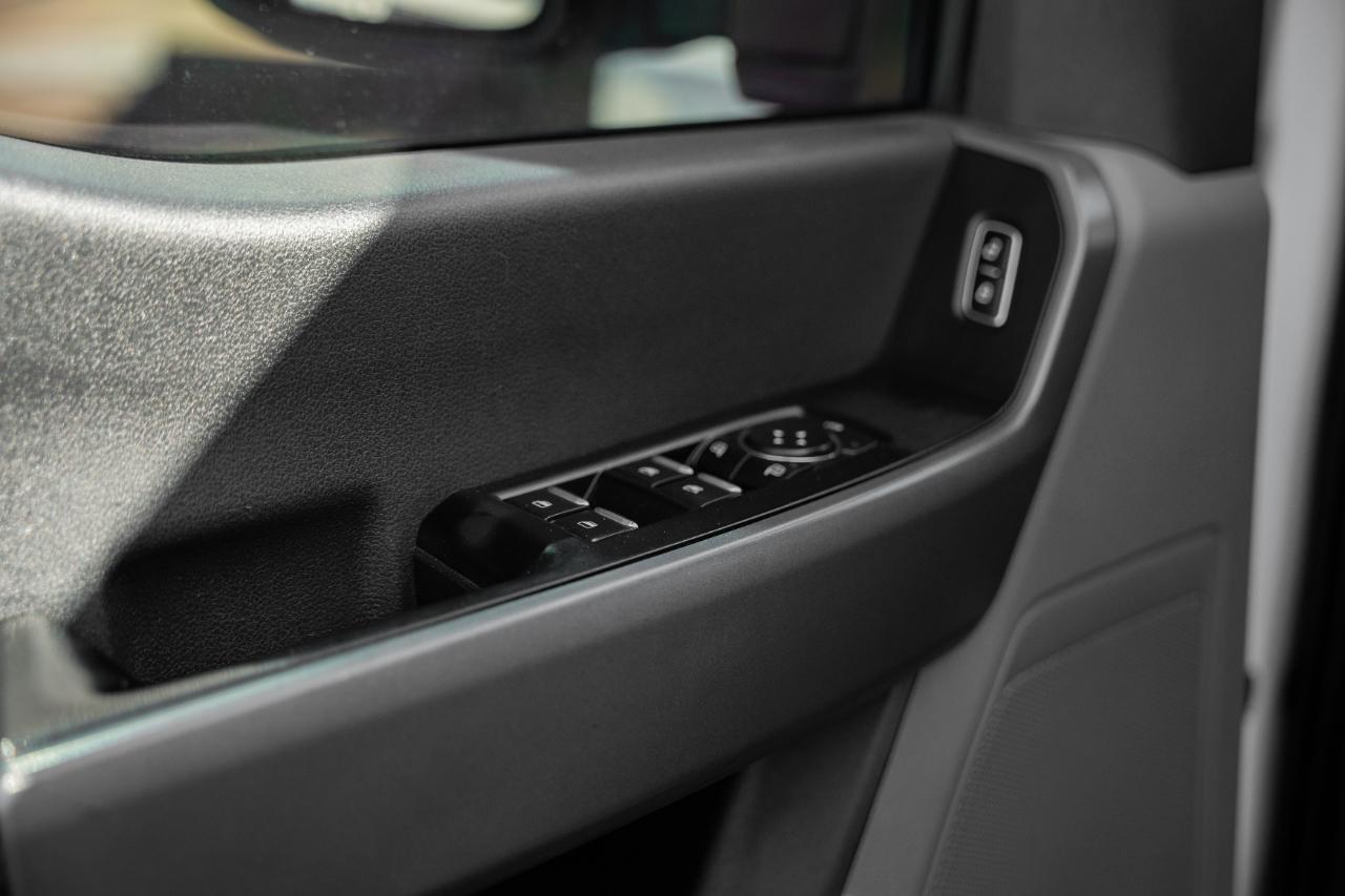 Ford F-550 Crew Cab DRW 4WD 2024