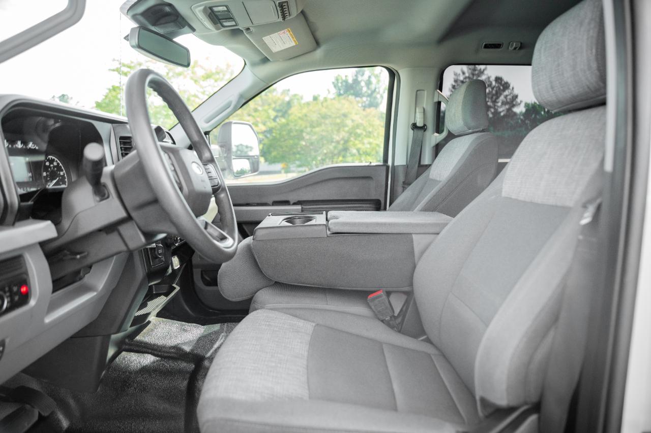 Ford F-550 Crew Cab DRW 4WD 2024