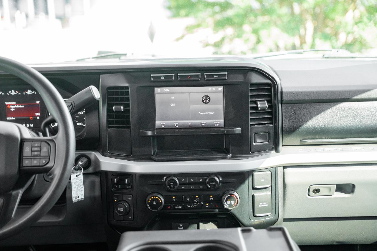 Ford F-550 Crew Cab DRW 4WD 2024