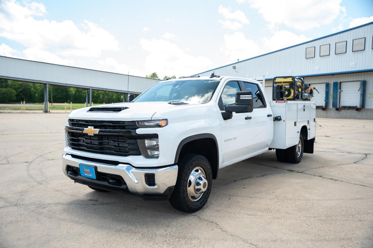 Chevrolet Silverado 3500HD Work Truck Crew Cab 4WD 2024