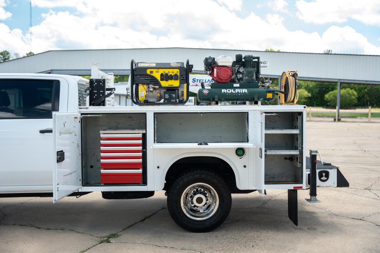 Chevrolet Silverado 3500HD Work Truck Crew Cab 4WD 2024