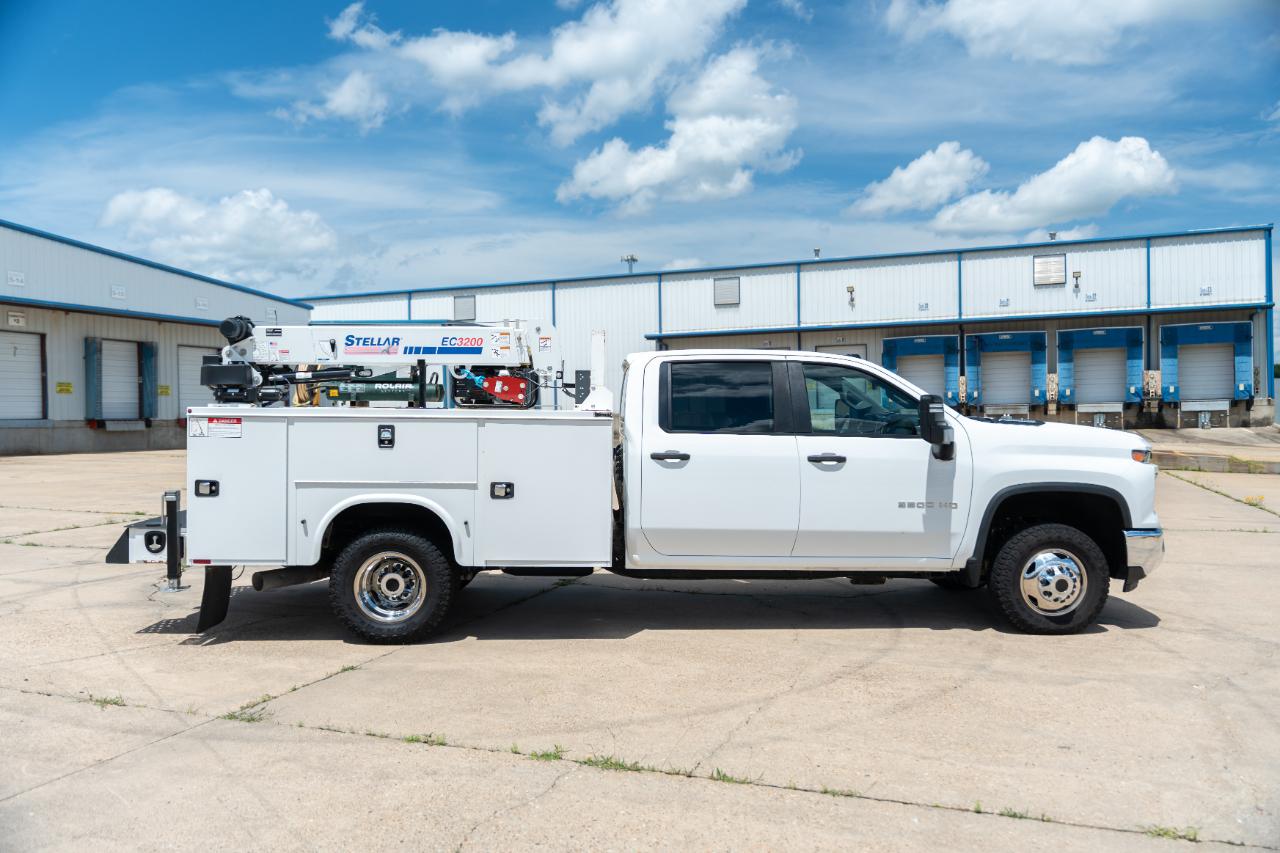 Chevrolet Silverado 3500HD Work Truck Crew Cab 4WD 2024