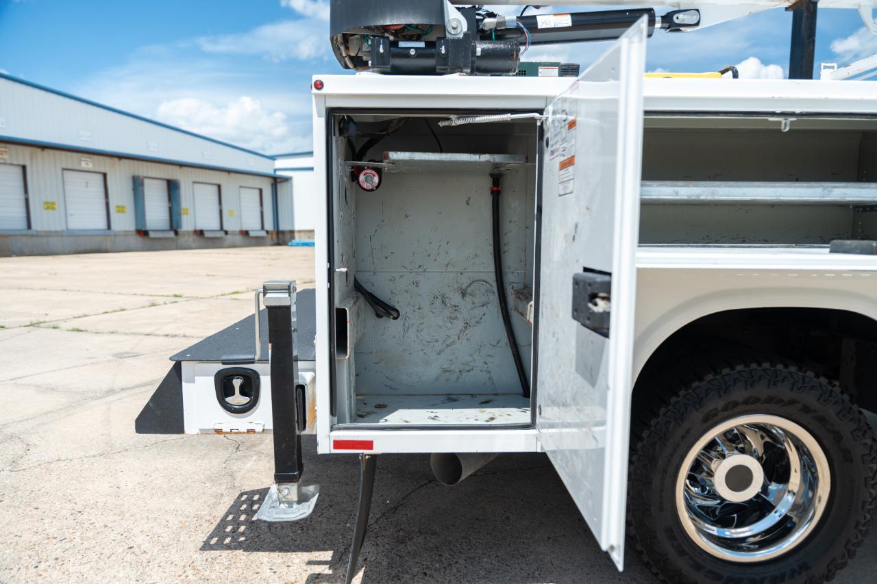 Chevrolet Silverado 3500HD Work Truck Crew Cab 4WD 2024
