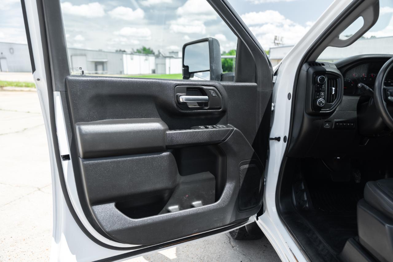 Chevrolet Silverado 3500HD Work Truck Crew Cab 4WD 2024