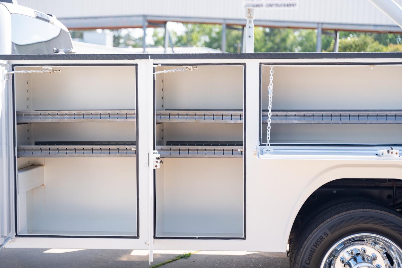 Ford F-550 Crew Cab DRW 4WD 2024