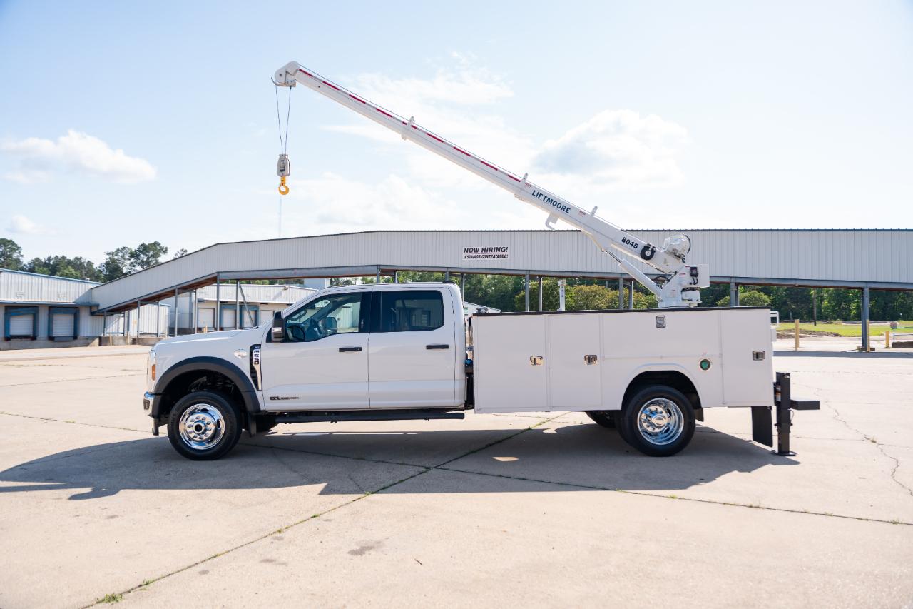 Ford F-550 Crew Cab DRW 4WD 2024