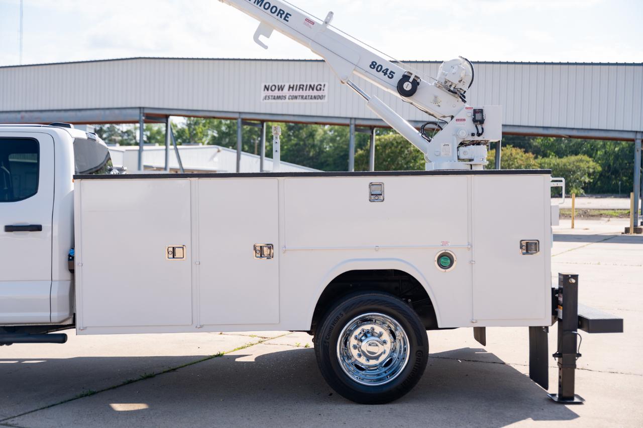 Ford F-550 Crew Cab DRW 4WD 2024