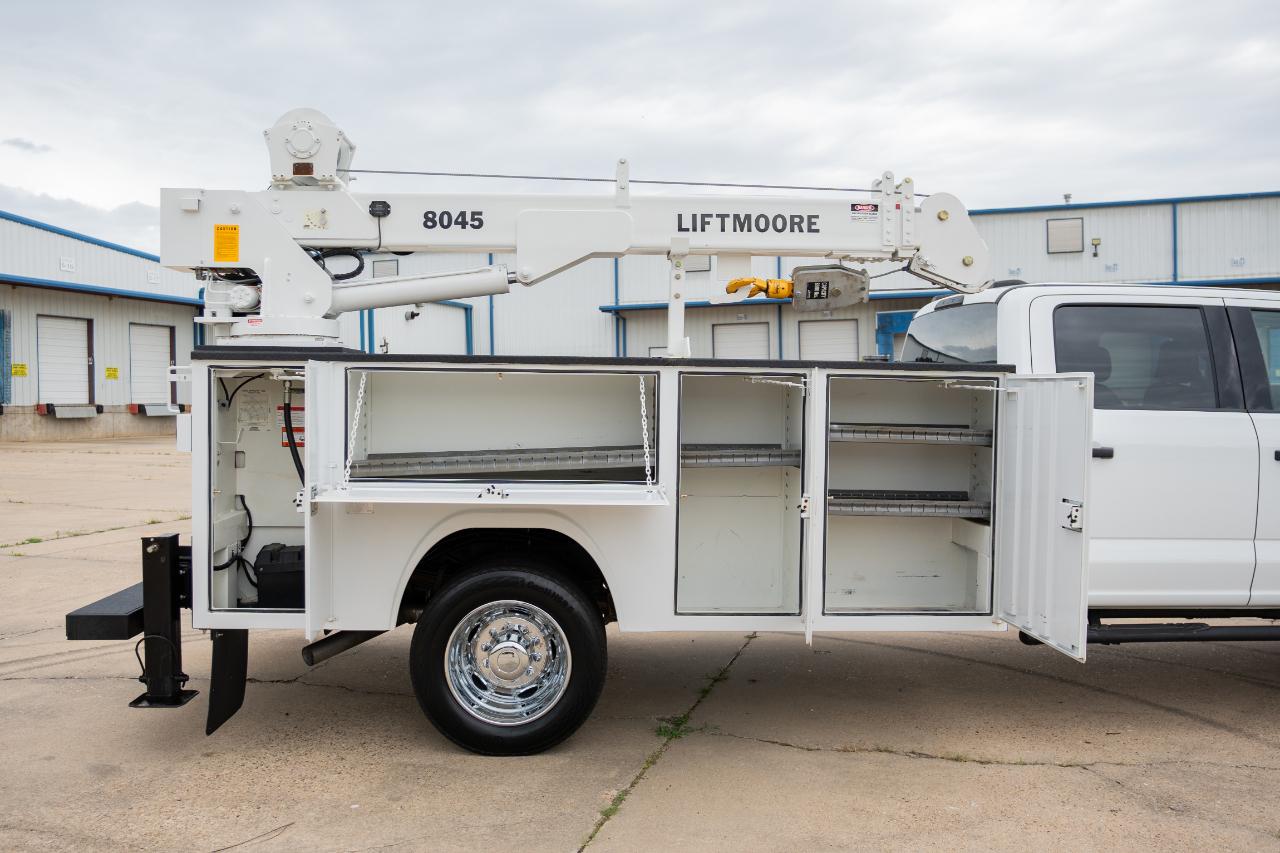 Ford F-550 Crew Cab DRW 4WD 2024
