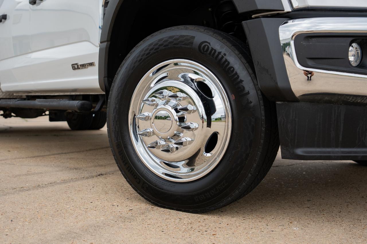 Ford F-550 Crew Cab DRW 4WD 2024
