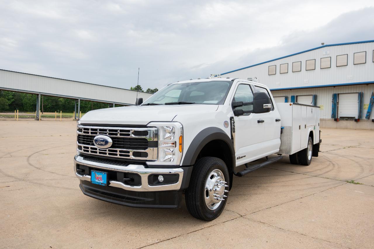 Ford F-550 Crew Cab DRW 4WD 2024