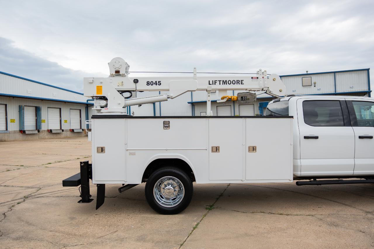 Ford F-550 Crew Cab DRW 4WD 2024