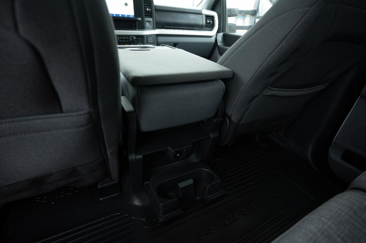 Ford F-550 Crew Cab DRW 4WD 2024