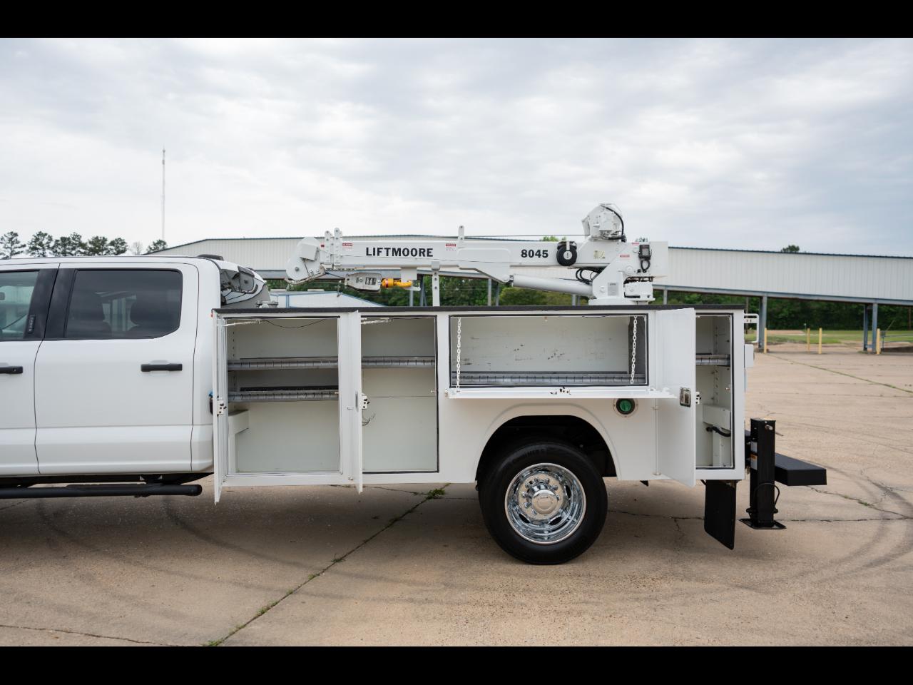 Ford F-550 Crew Cab DRW 4WD 2024