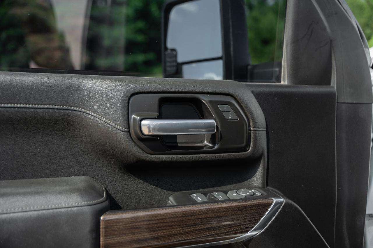 Chevrolet Silverado 2500HD LT Crew Cab Short Box 4WD 2023