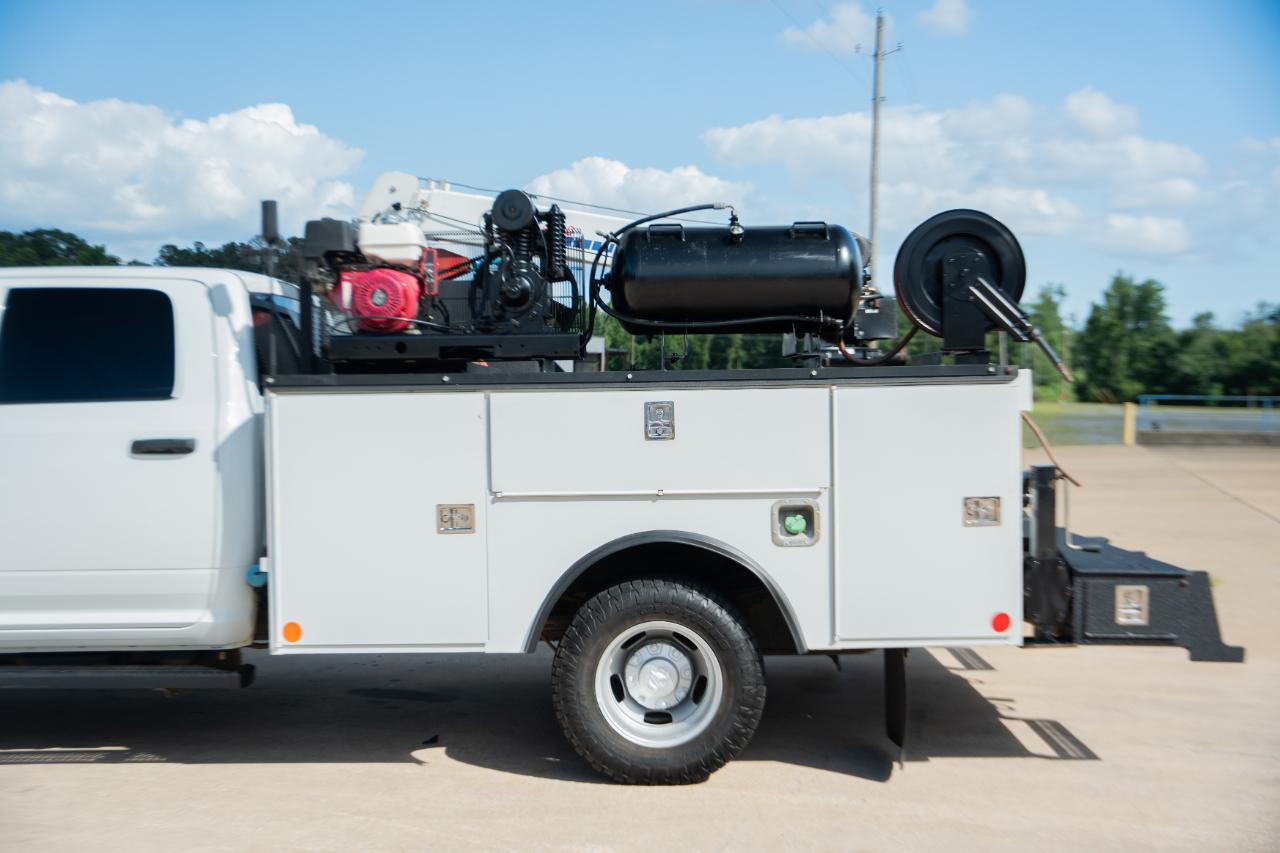 RAM 3500 Crew Cab 4WD DRW 2023