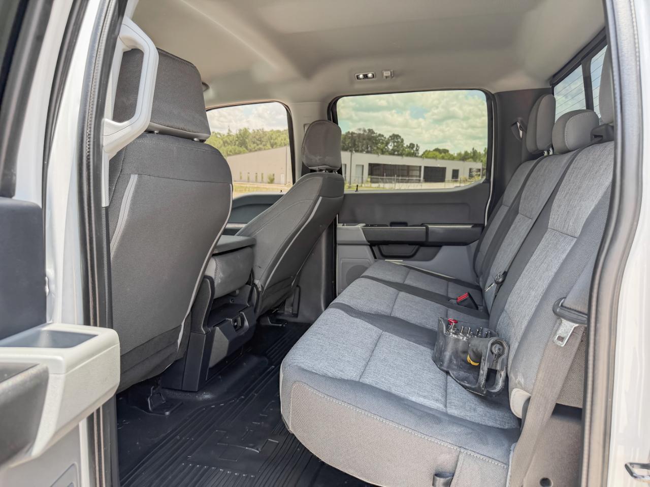 Ford F-350 SD XL Crew Cab LWB DRW 4WD 2024