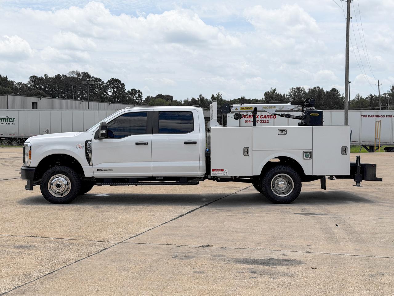 Ford F-350 SD XL DRW 4WD 2024