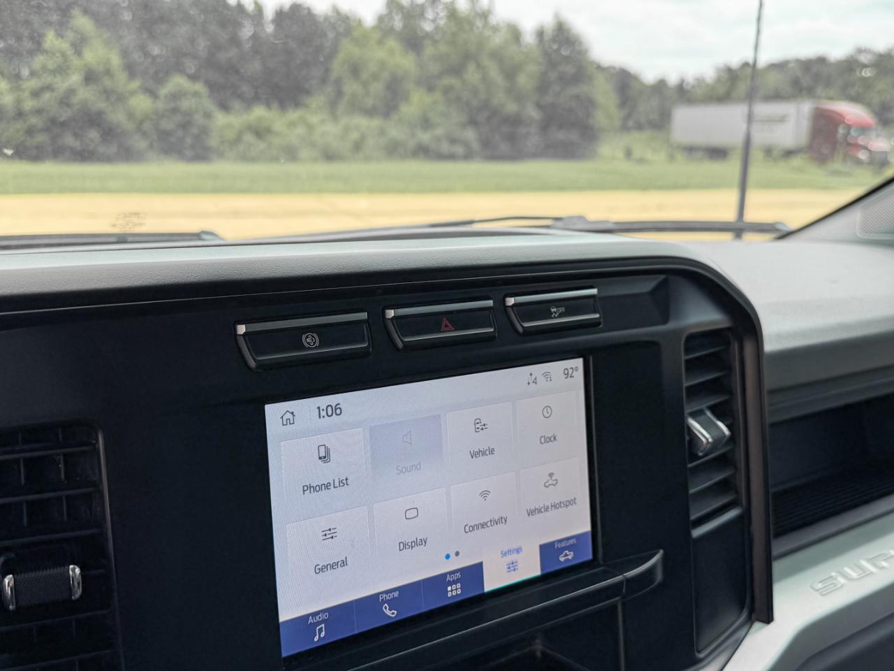 Ford F-350 SD XL DRW 4WD 2024