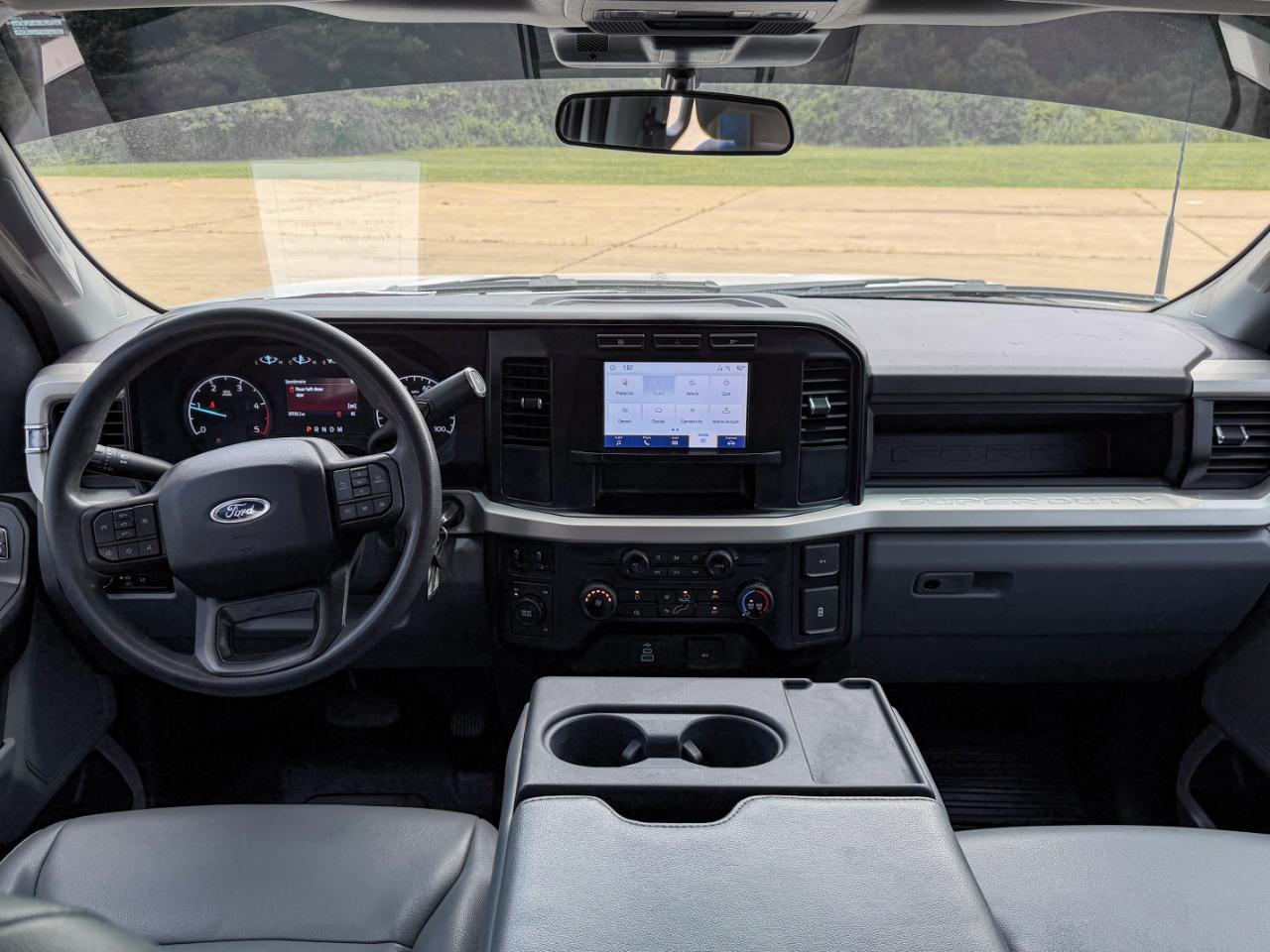 Ford F-350 SD XL DRW 4WD 2024