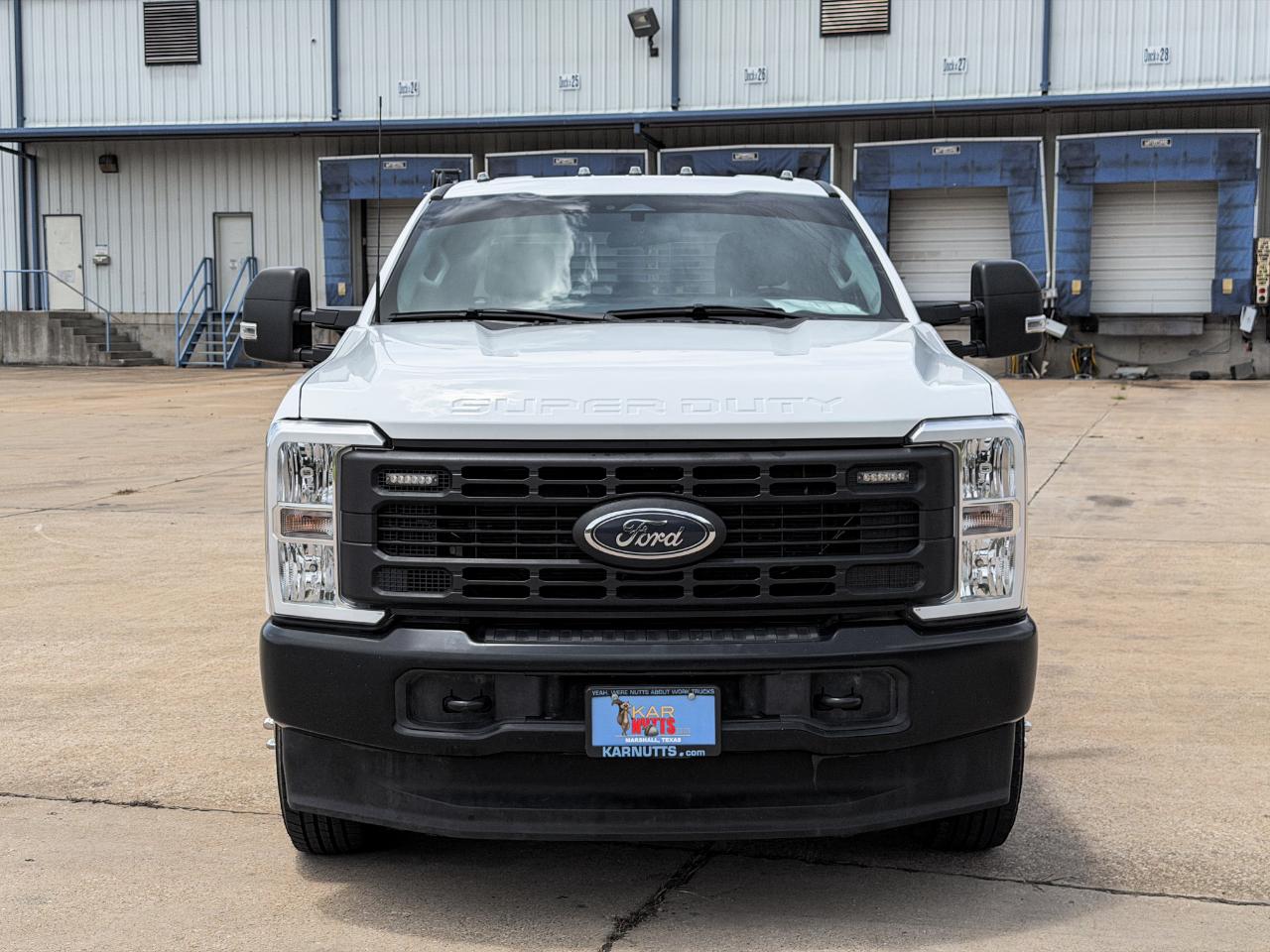 Ford F-350 SD XLT Crew Cab Long Bed DRW 4WD 2024
