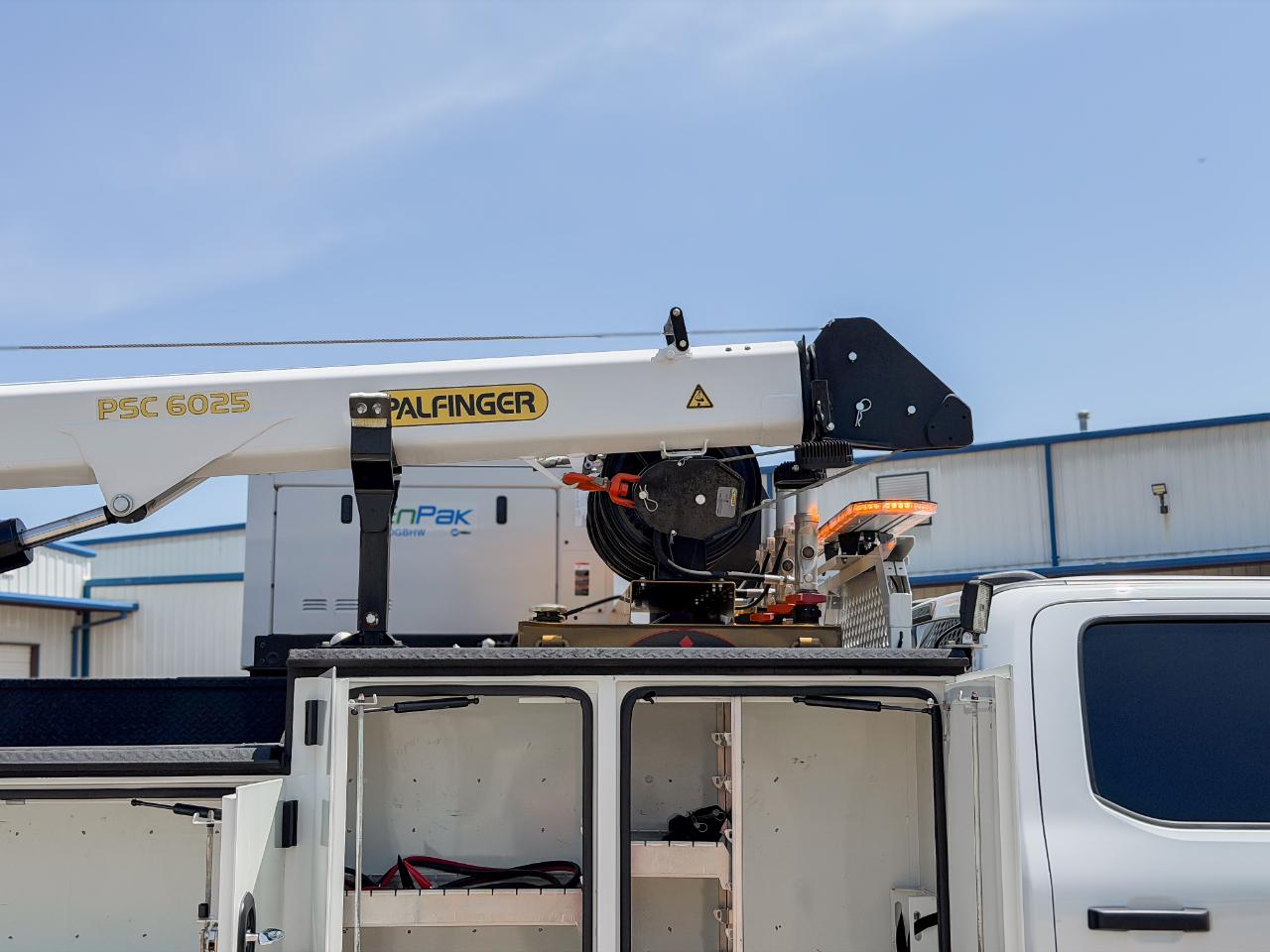 Ford F-550 Crew Cab DRW 4WD 2024