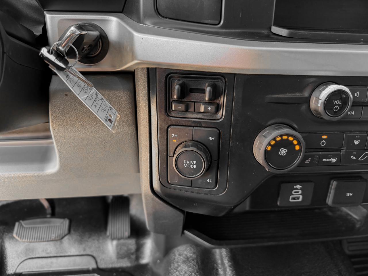 Ford F-550 Crew Cab DRW 4WD 2024
