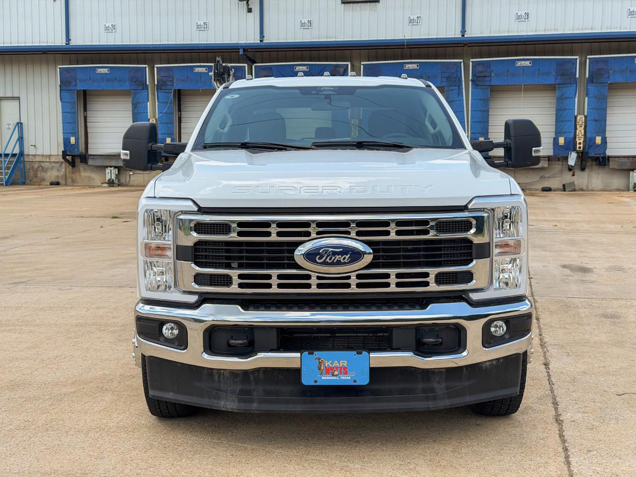 Ford F-350 SD XLT Crew Cab Long Bed DRW 4WD 2024