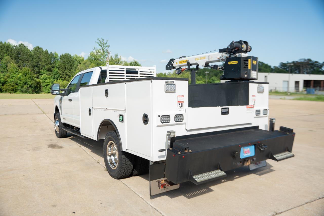 Ford F-350 SD XL Crew Cab Long Bed DRW 4WD 2024