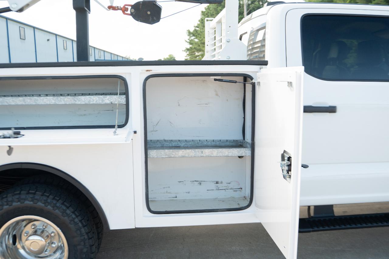 Ford F-350 SD XL Crew Cab Long Bed DRW 4WD 2024