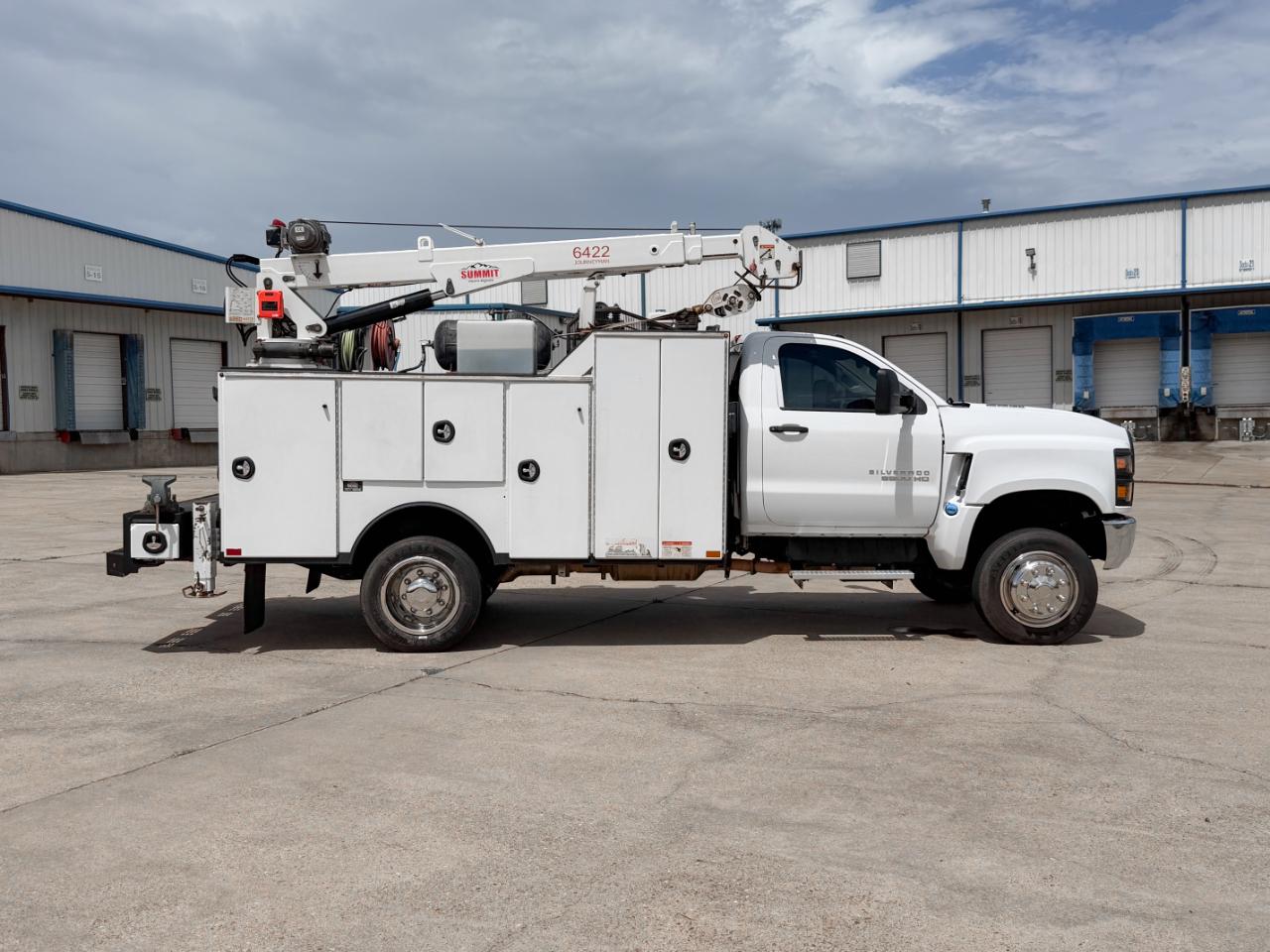 Chevrolet Silverado Medium Duty  2021