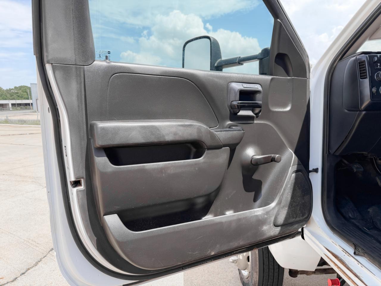 Chevrolet Silverado Medium Duty  2021