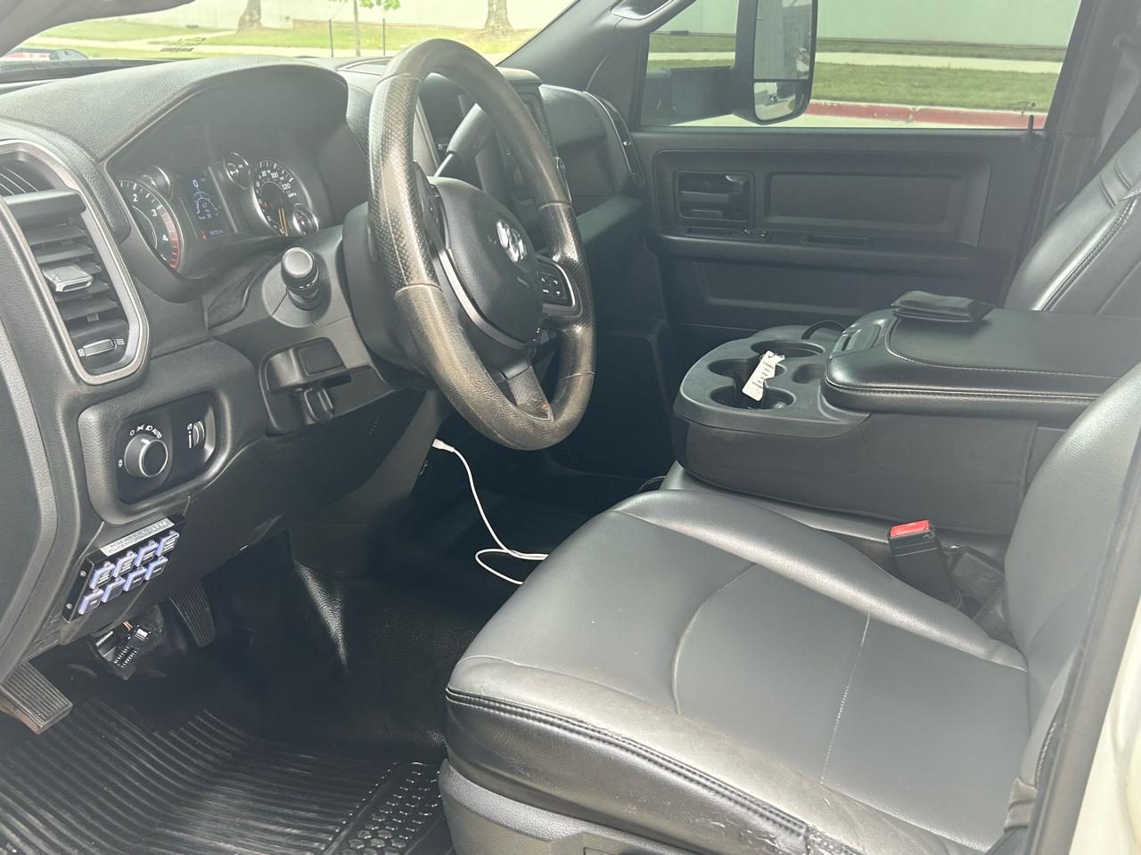 RAM 5500 Crew Cab LWB 4WD DRW 2022