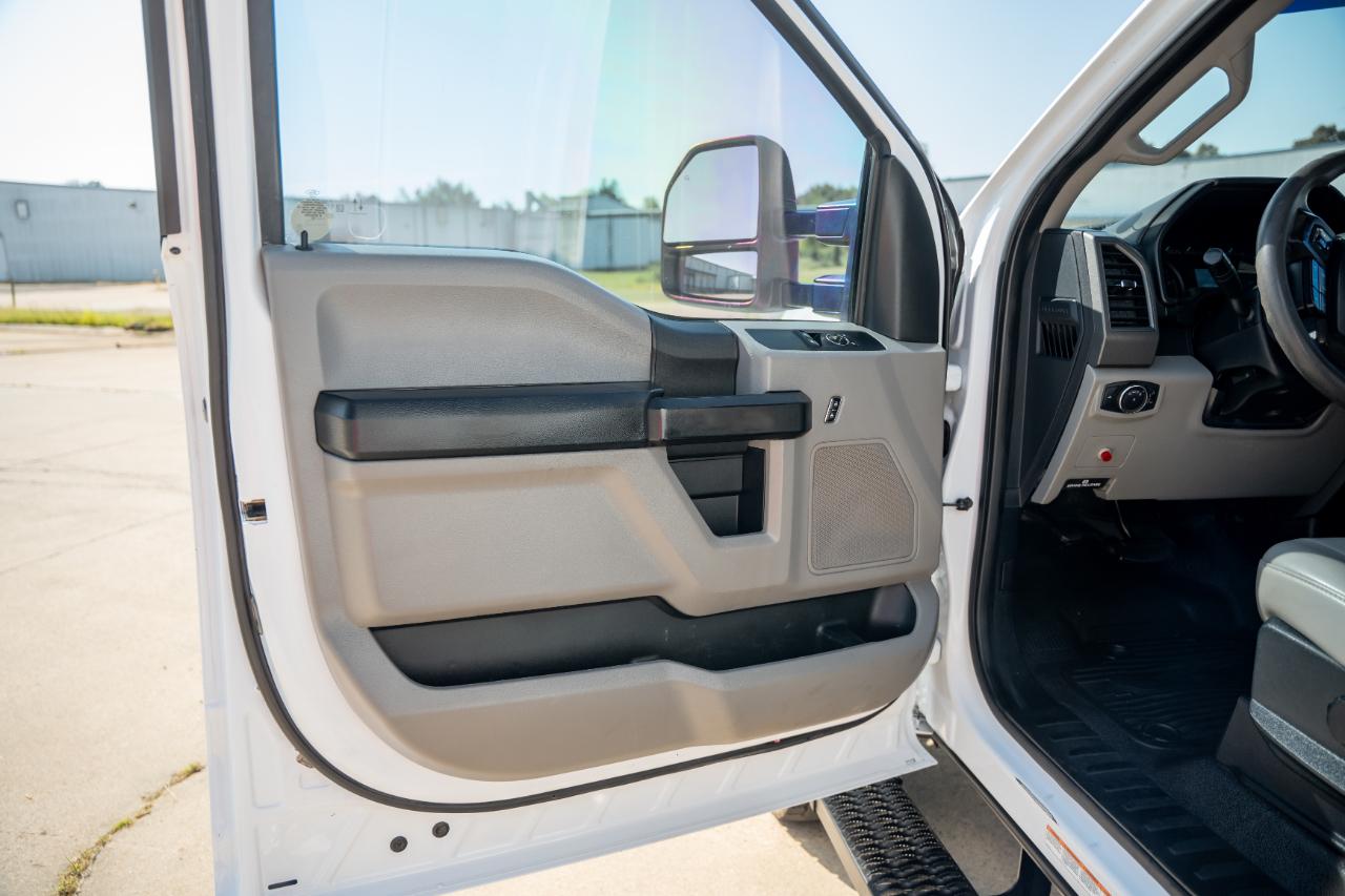 Ford F-550 Regular Cab DRW 4WD 2020
