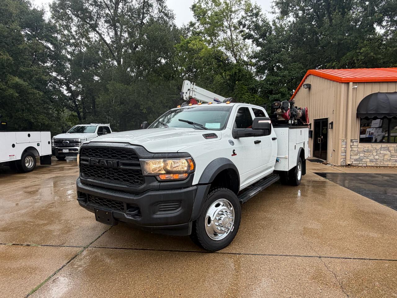 RAM 5500 Crew Cab SWB 4WD DRW 2023