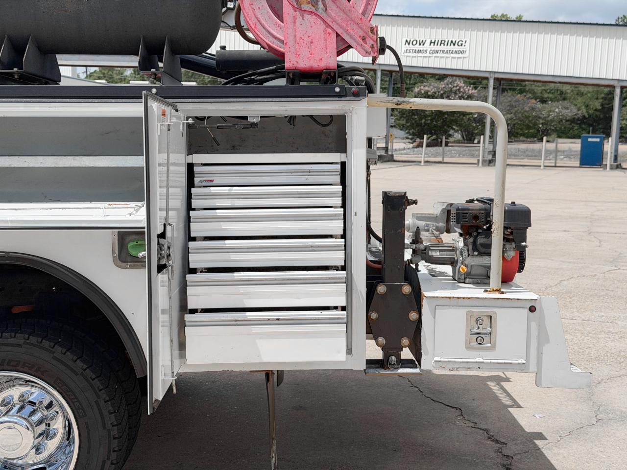 RAM 5500 Crew Cab SWB 4WD DRW 2023