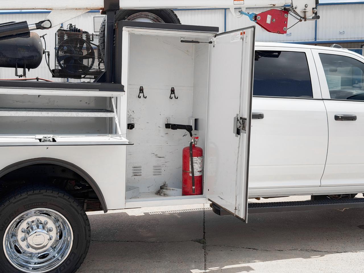RAM 5500 Crew Cab SWB 4WD DRW 2023