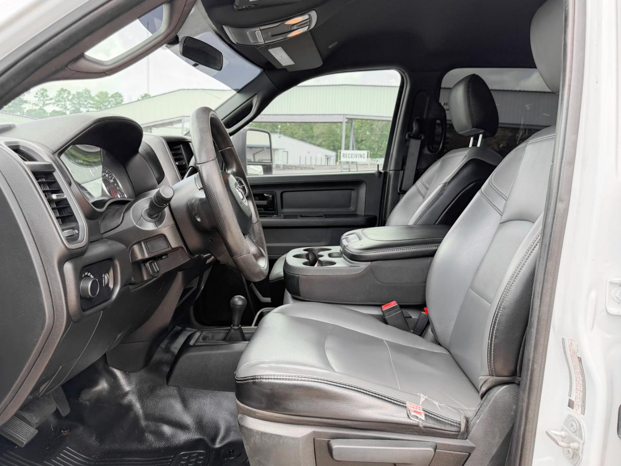 RAM 5500 Crew Cab SWB 4WD DRW 2023
