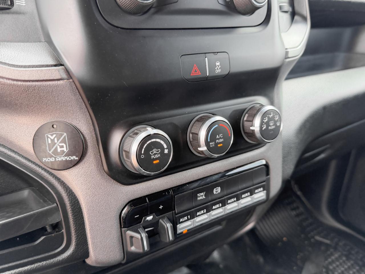 RAM 5500 Crew Cab SWB 4WD DRW 2023