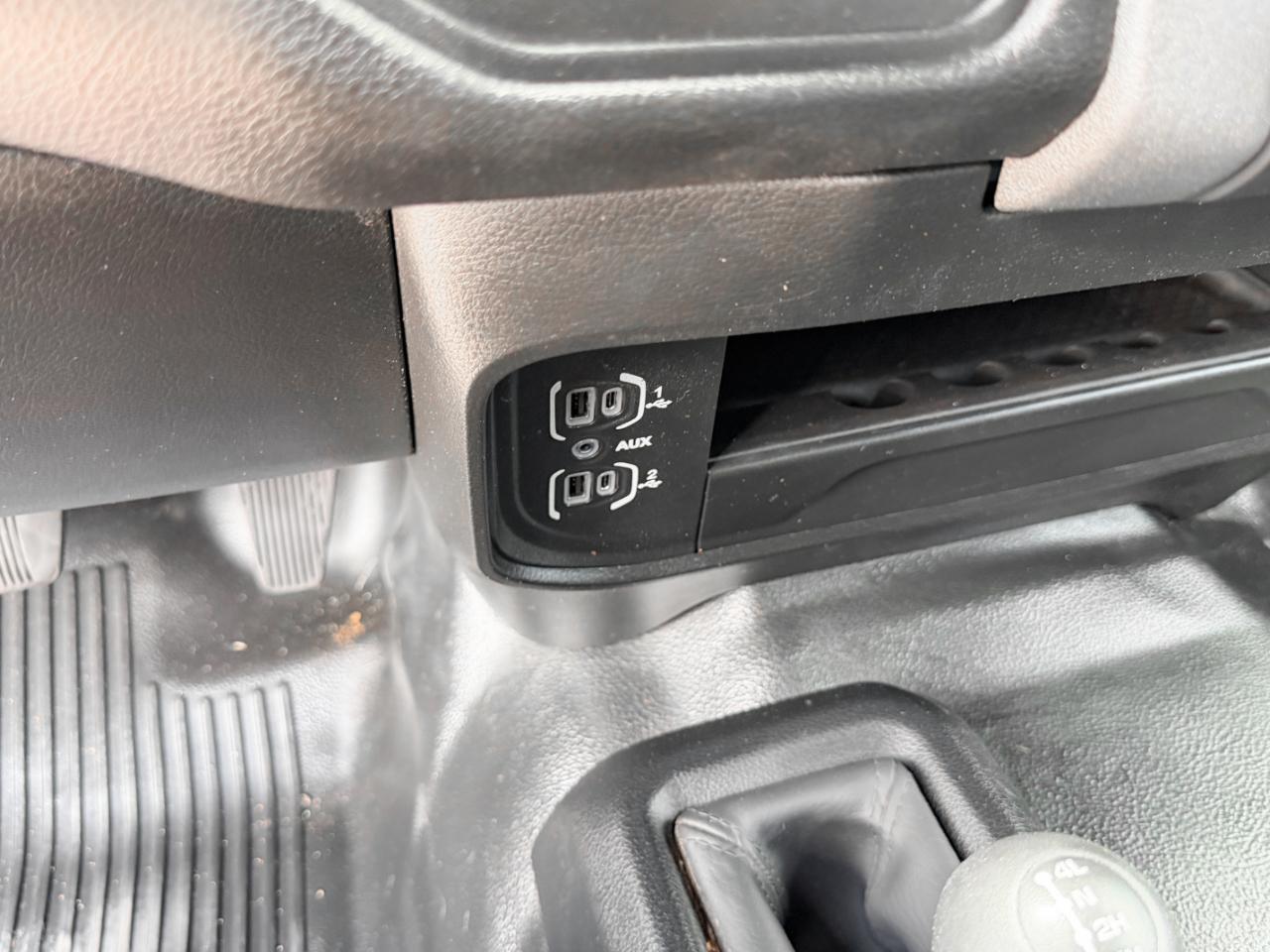 RAM 5500 Crew Cab SWB 4WD DRW 2023
