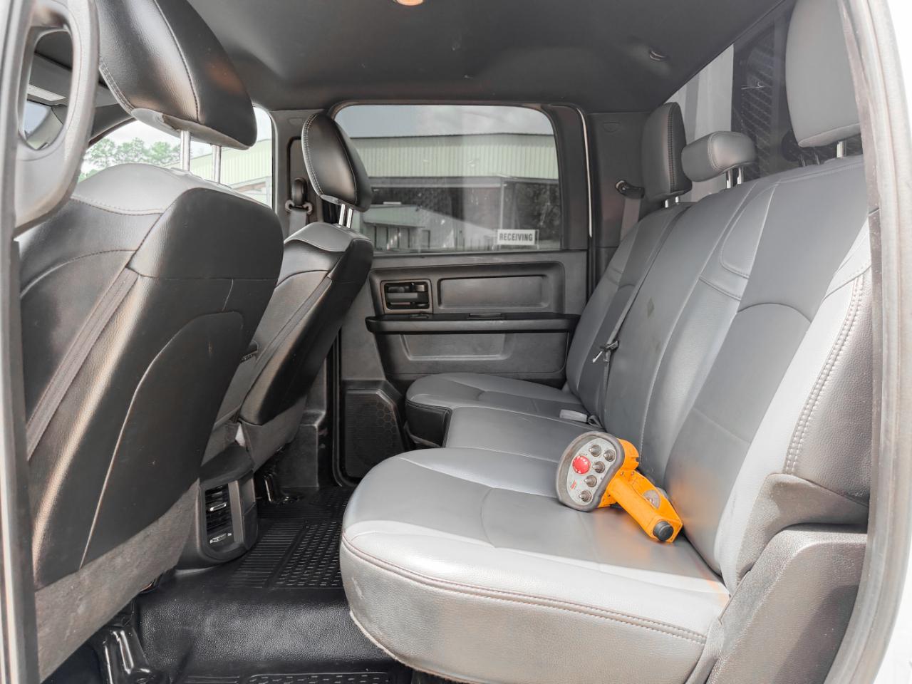 RAM 5500 Crew Cab SWB 4WD DRW 2023