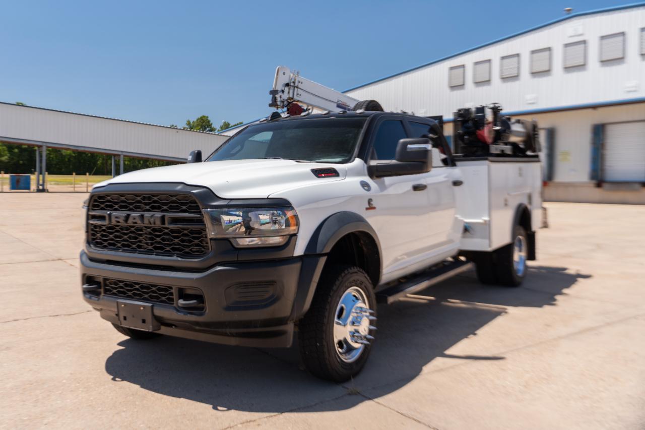 RAM 5500 Crew Cab SWB 4WD DRW 2023