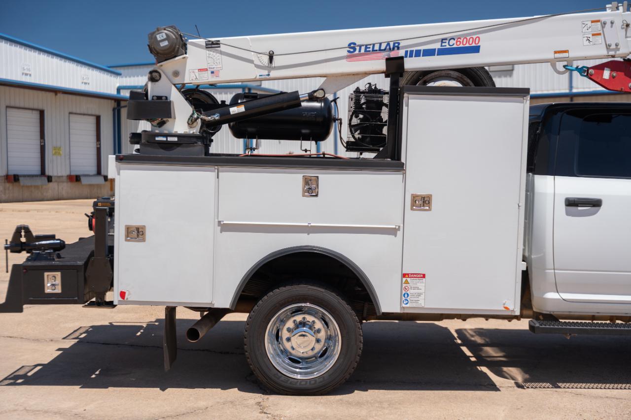 RAM 5500 Crew Cab SWB 4WD DRW 2023