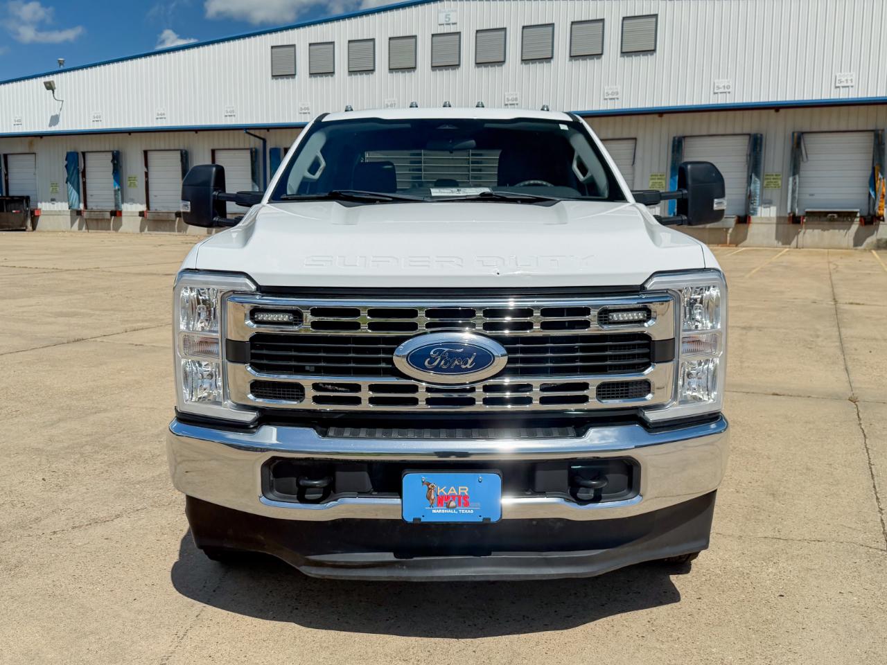 Ford F-350 SD XL Crew Cab LWB 4WD 2024