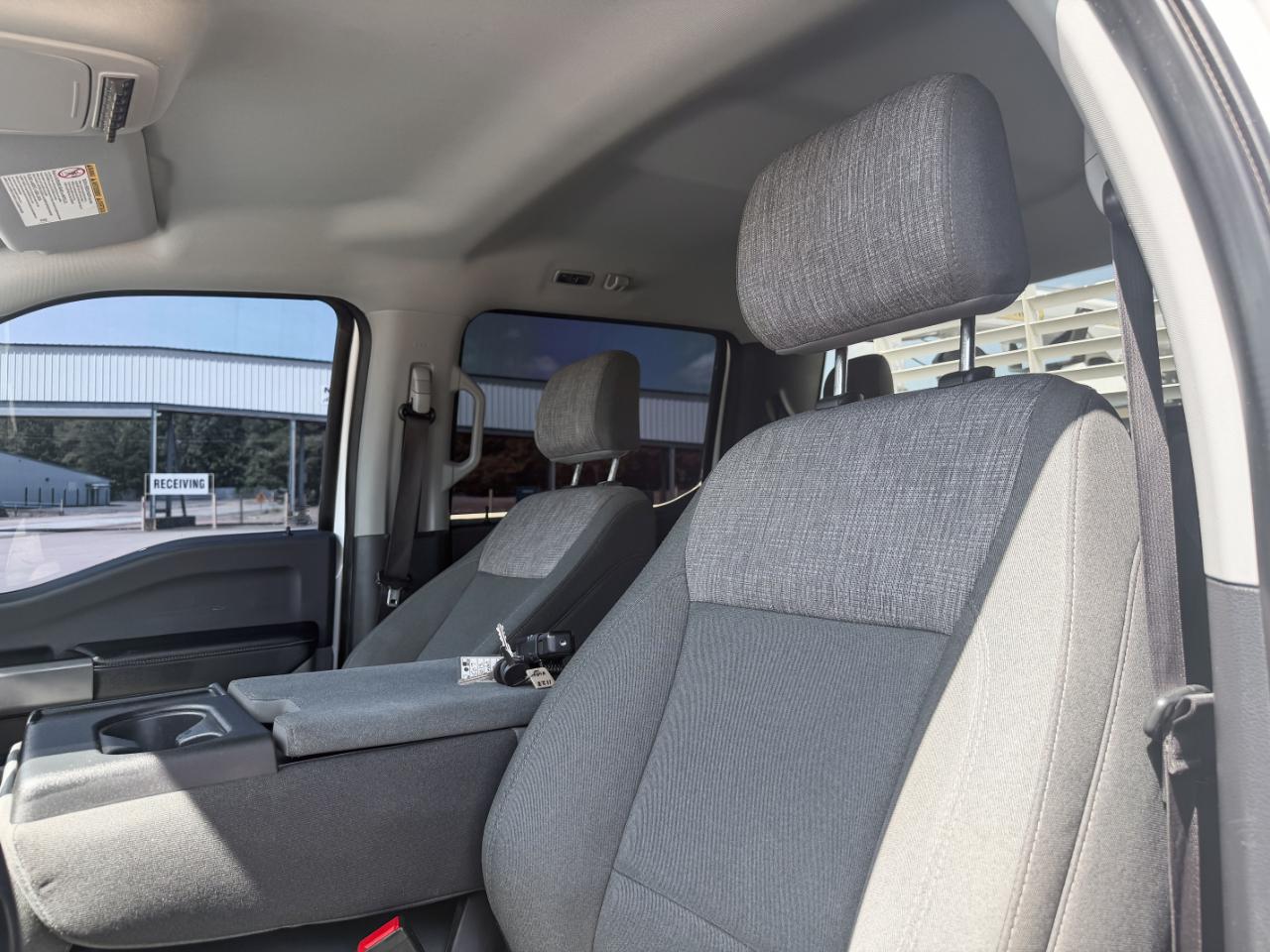 Ford F-350 SD XL Crew Cab LWB 4WD 2024
