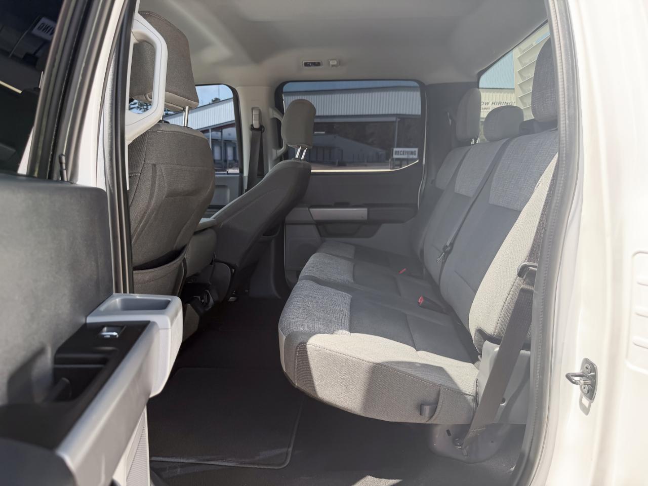 Ford F-350 SD XL Crew Cab LWB 4WD 2024