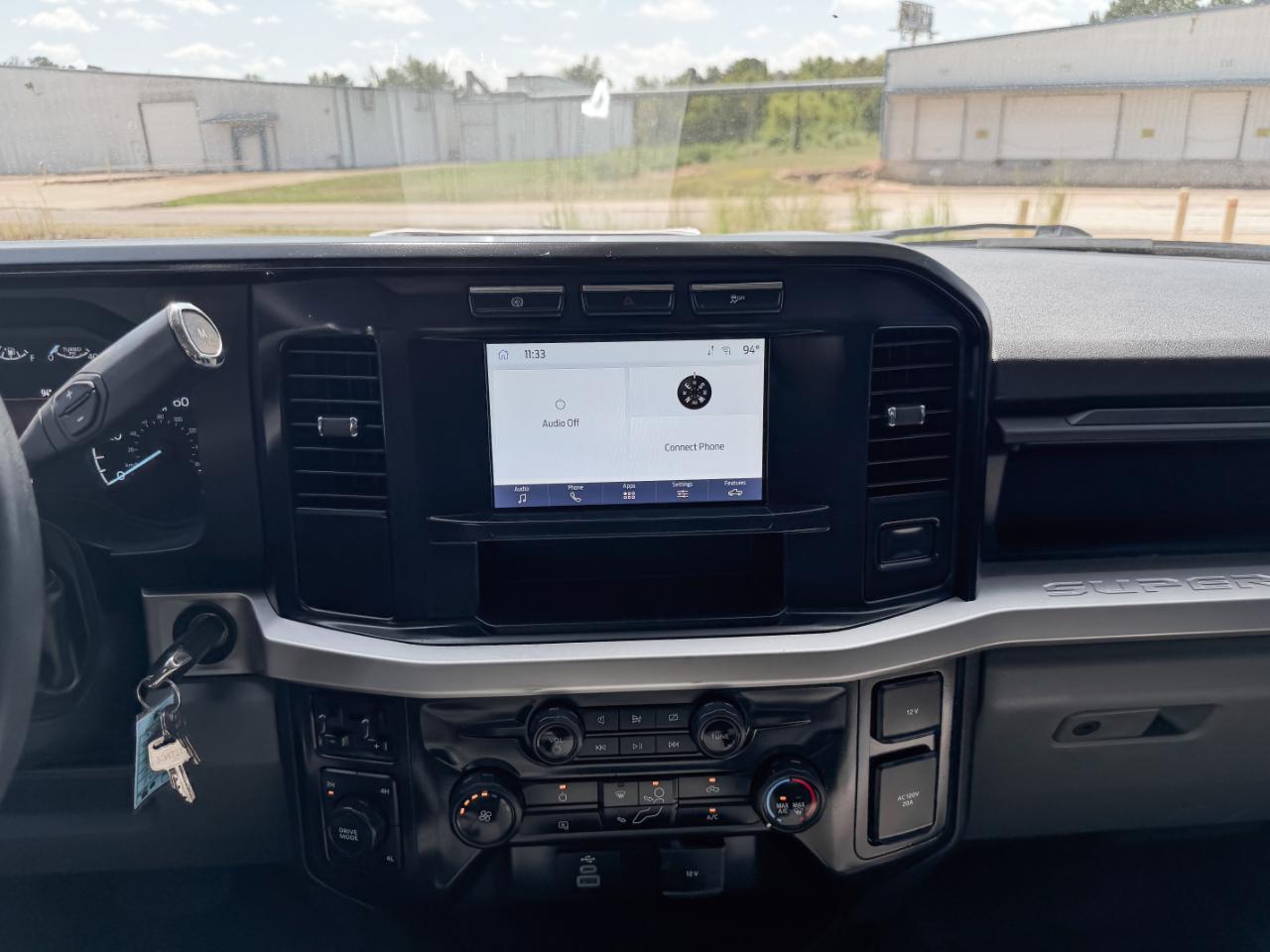 Ford F-350 SD XL Crew Cab LWB 4WD 2024