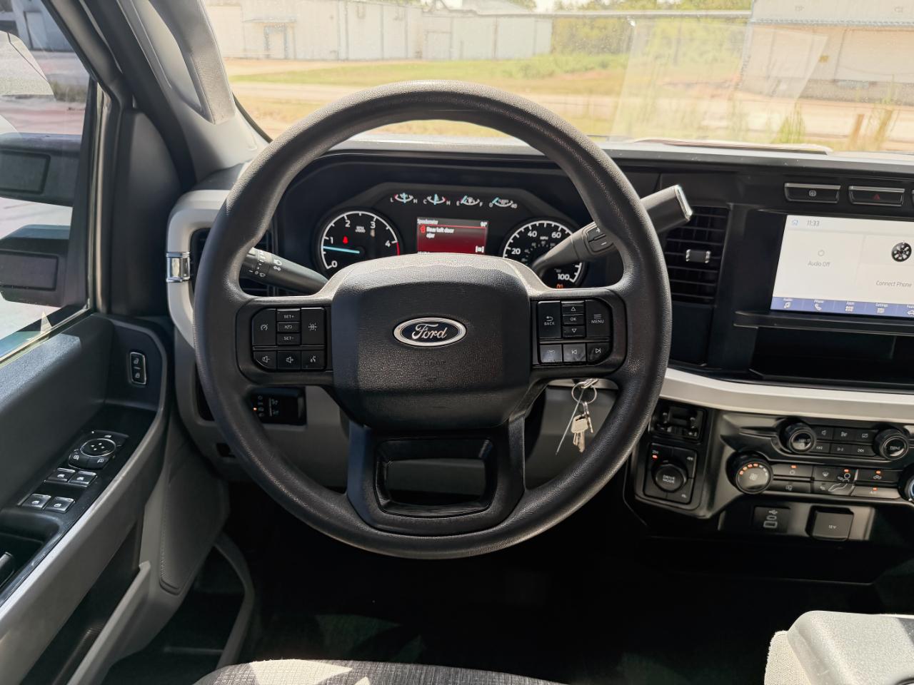 Ford F-350 SD XL Crew Cab LWB 4WD 2024